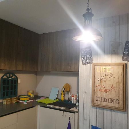 Studio Near Klcc And Lrt With Superb View Kuala Lumpur Bagian luar foto